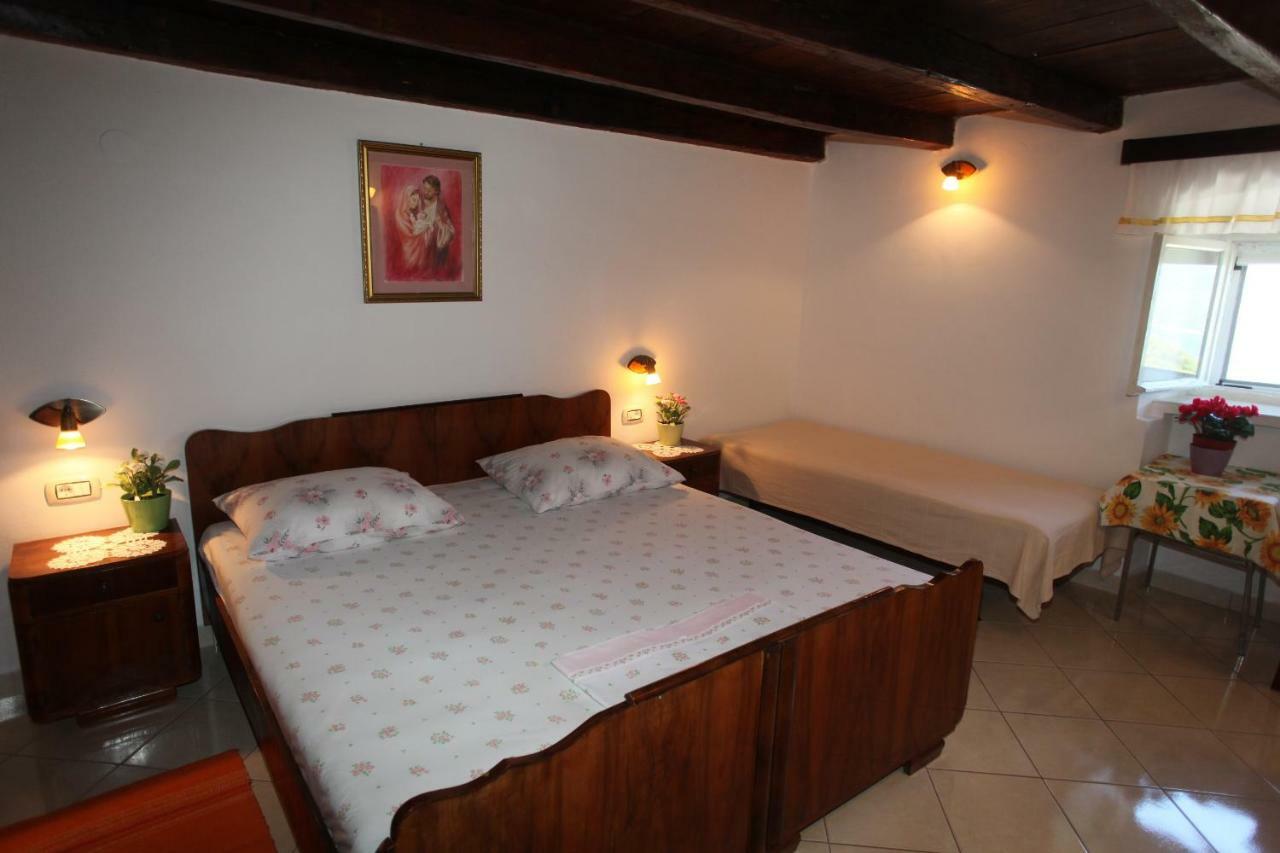 Accommodation Lily Vrana  Exterior photo